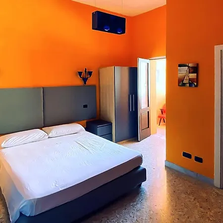 Guest house Industrial