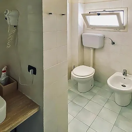 Guest house Industrial